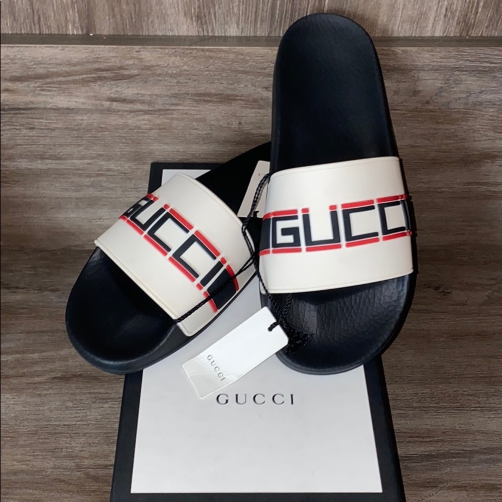 GUCCI Pursuit Slide Sandal Size 40/10